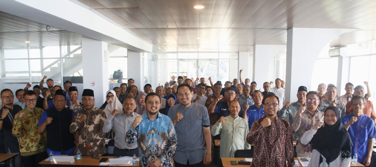 Foto bersama peserta RUPS Tahunan PBMT Ventura Syariah Tahun Buku 2025